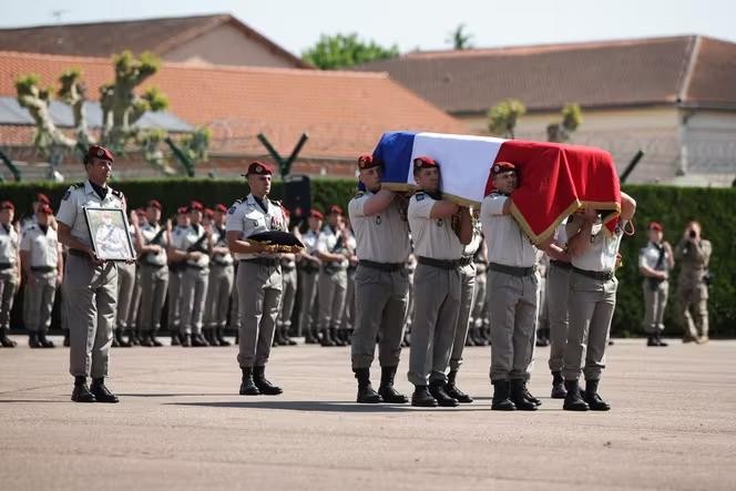 Hommage militaire et recueillement
